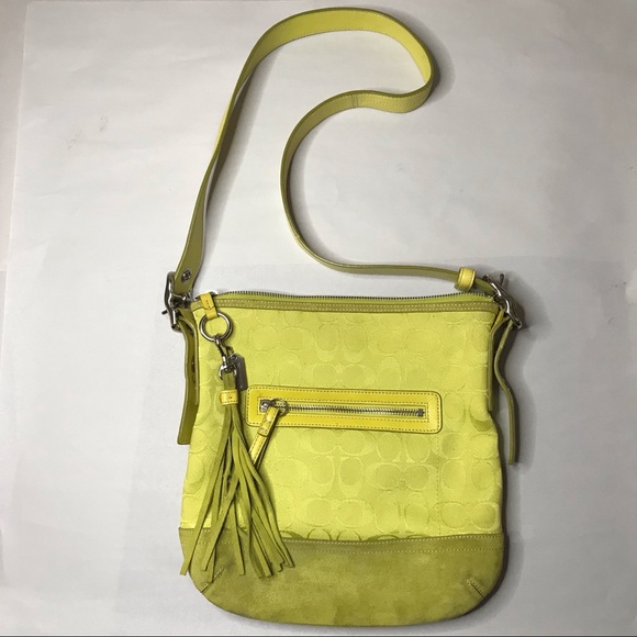 Coach Handbags - Women’s Coach cross body bag